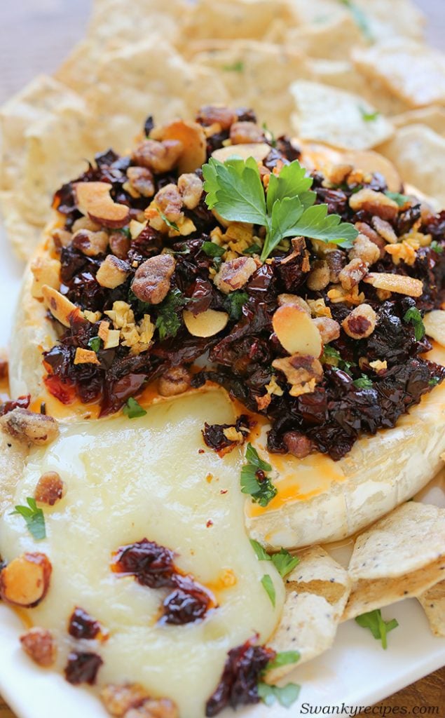 Basil Sun-Dried Tomato Baked Brie